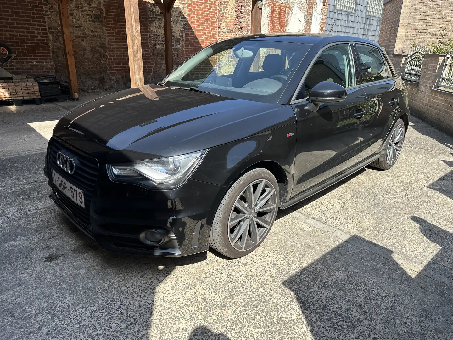 Audi A1 Sportback 1.2 TFSI Ambition S line - 1