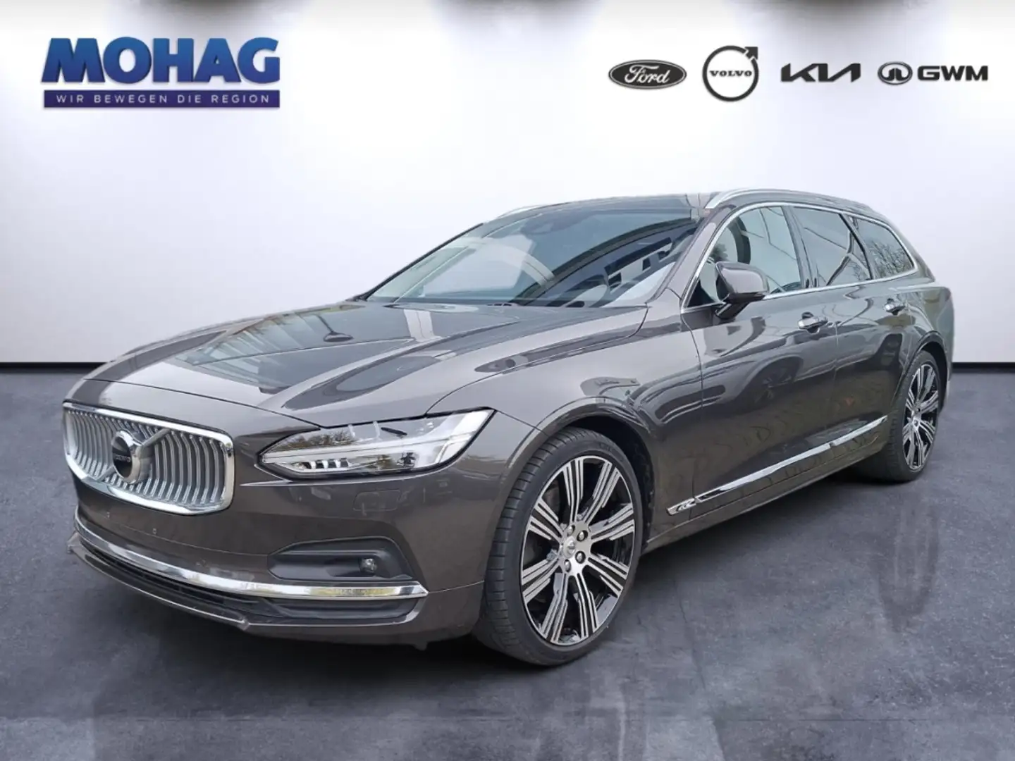 Volvo V90 Kombi B4 Benzin EU6d Inscription Grau - 1