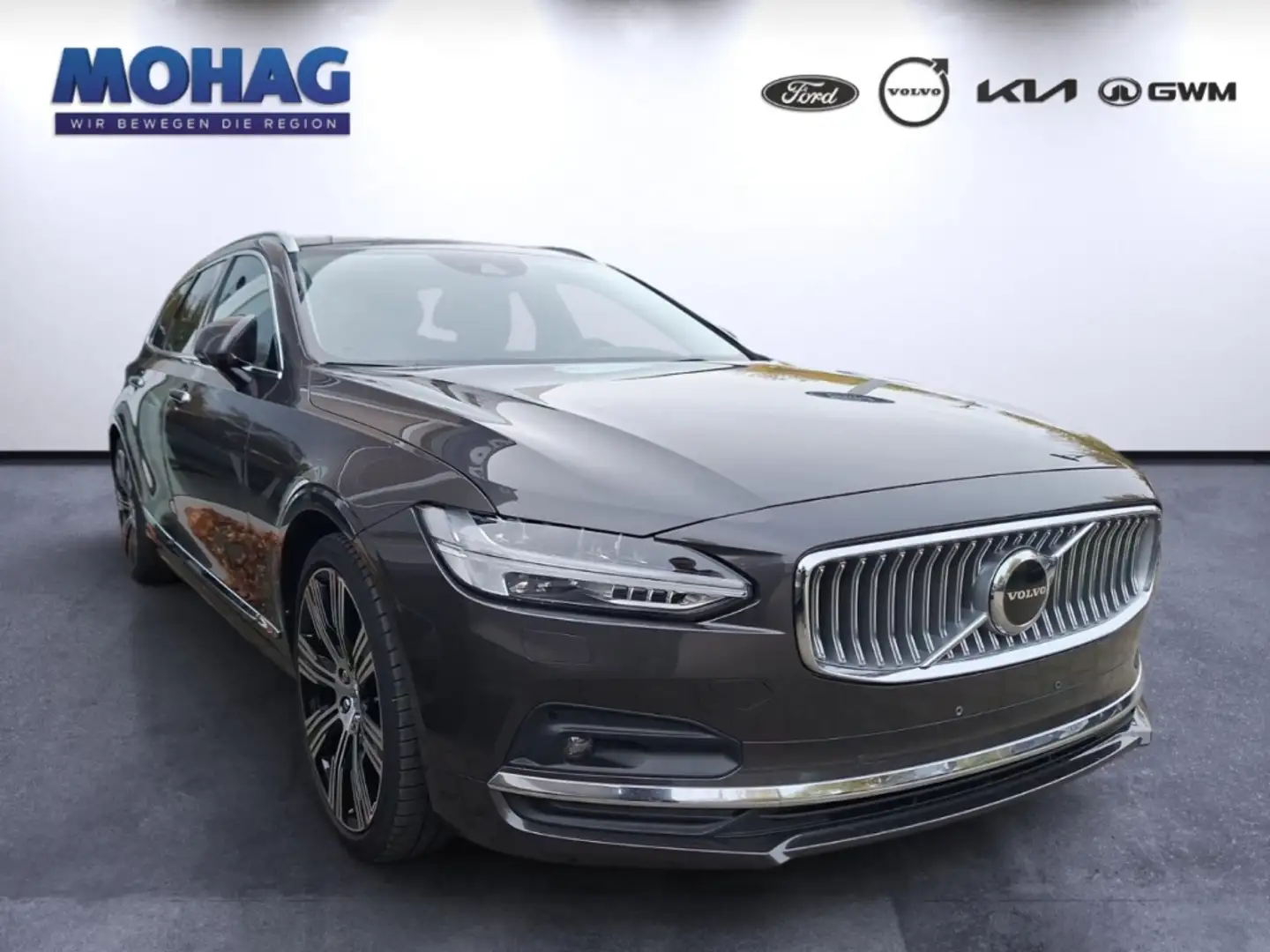 Volvo V90 Kombi B4 Benzin EU6d Inscription Grau - 2