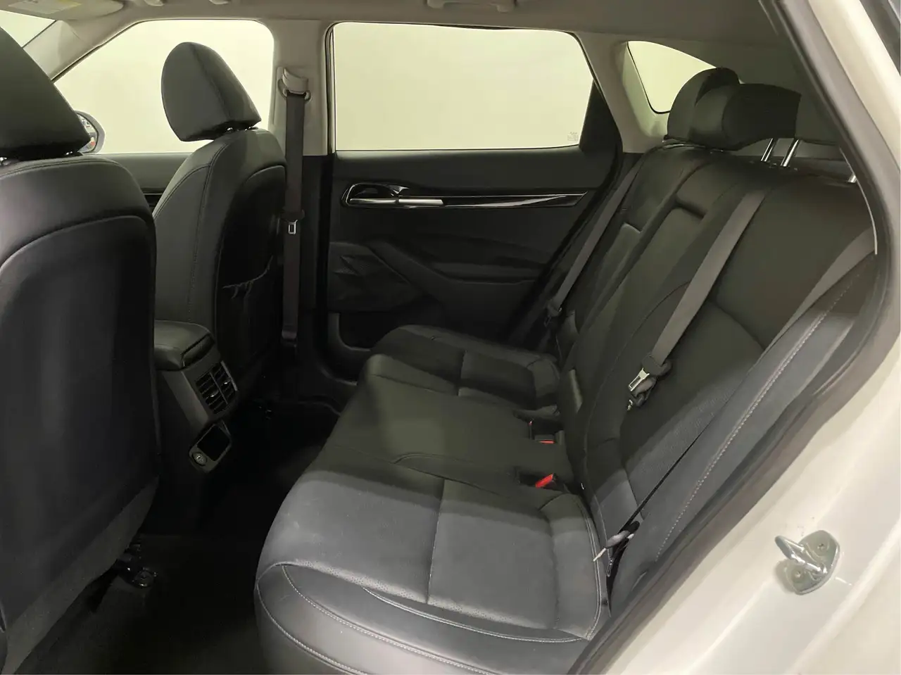 Kia Seltos снимка Kia Seltos