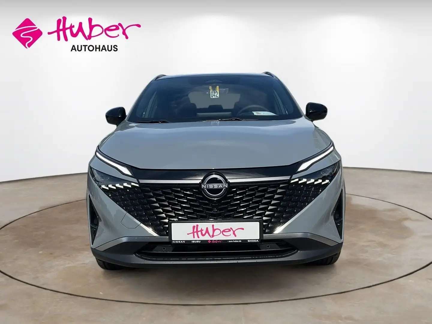 Nissan Qashqai 1.3 DIG-T - Tekna BOSE Panoramaglas Gris - 2