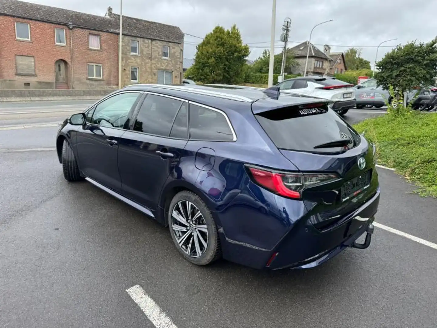 Toyota Corolla Touring Sports 1.8 Hybrid CVT Bleu - 2