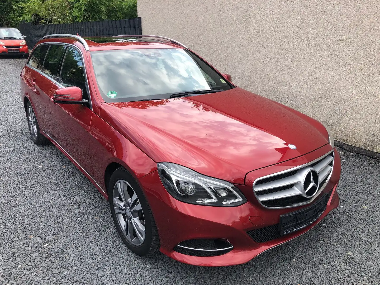Mercedes-Benz E 200 T-Modell/Klima/Navi/SSd/PDC/T.Leder/ Rojo - 1