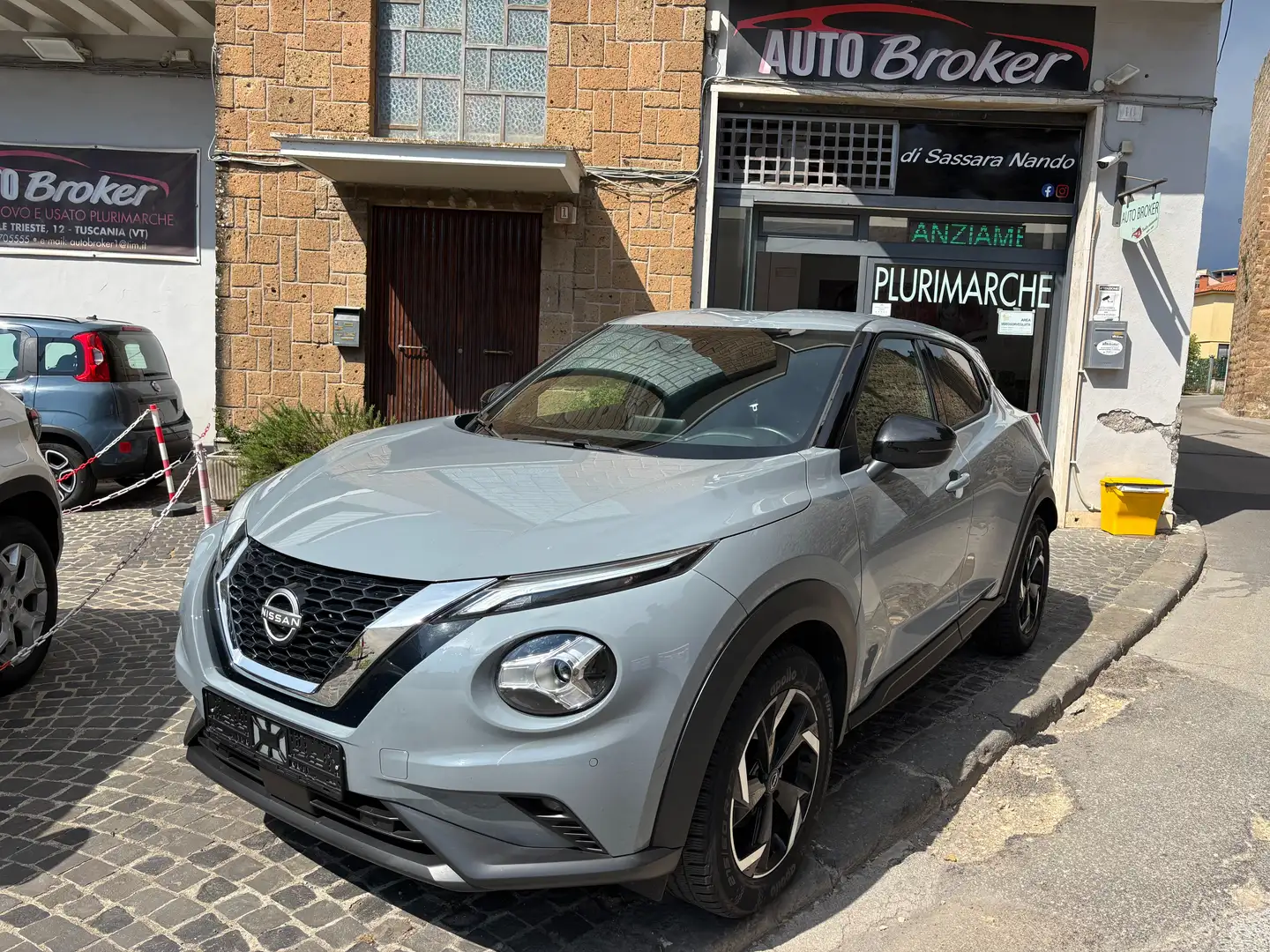 Nissan Juke Juke 1.0 dig-t N-Connecta 114cv FULL OPTIONAL Grigio - 1