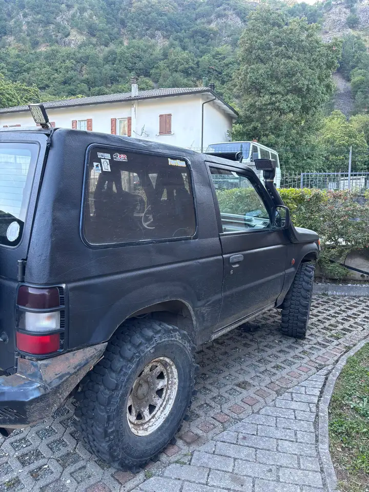Mitsubishi Pajero Metal Top 2.5 tdi GLX Force autocarro, foto 11