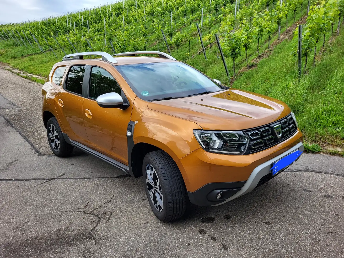 Dacia Duster TCe 150 2WD GPF Sondermodell Adventure Orange - 2