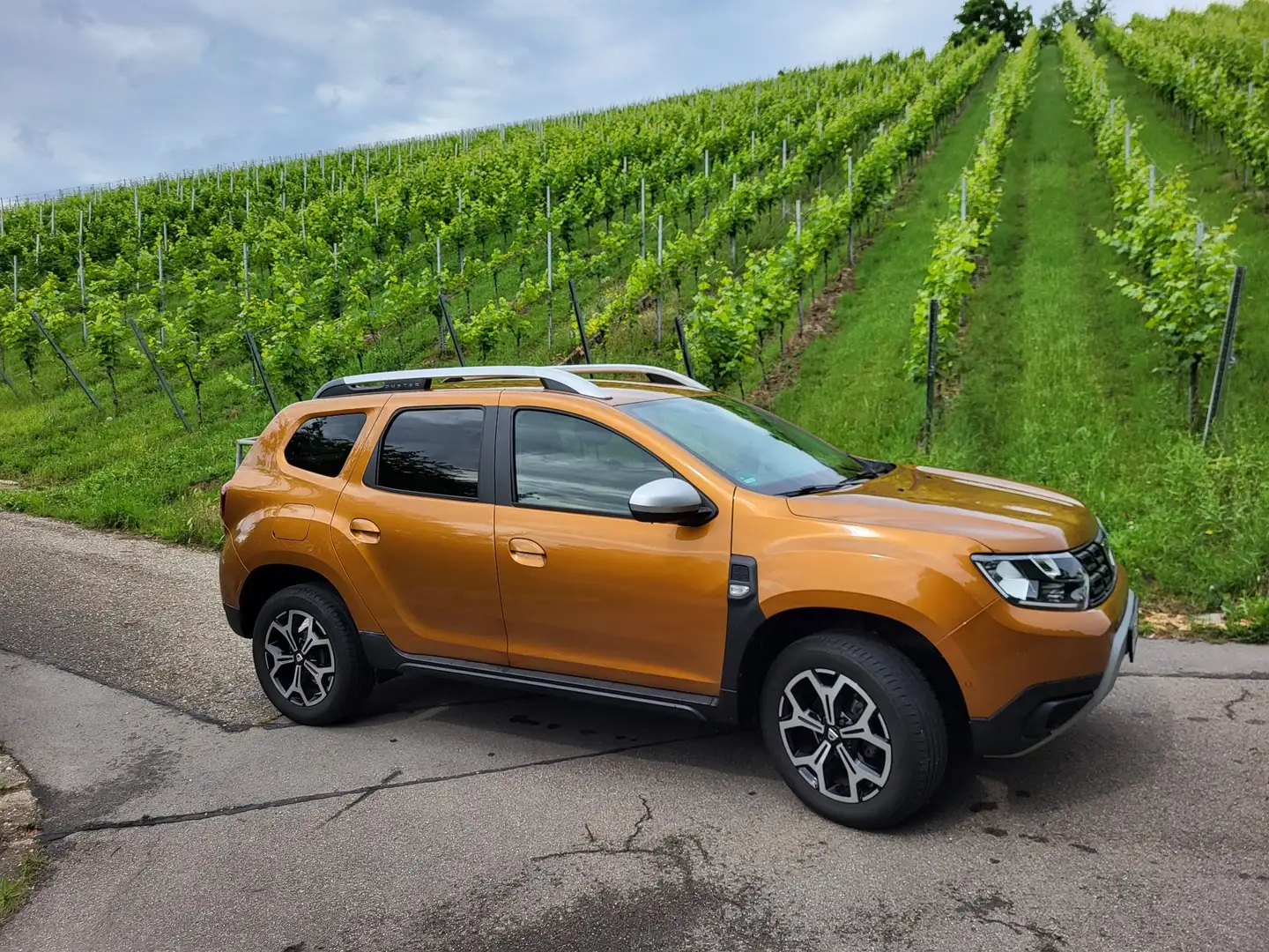 Dacia Duster TCe 150 2WD GPF Sondermodell Adventure Orange - 1