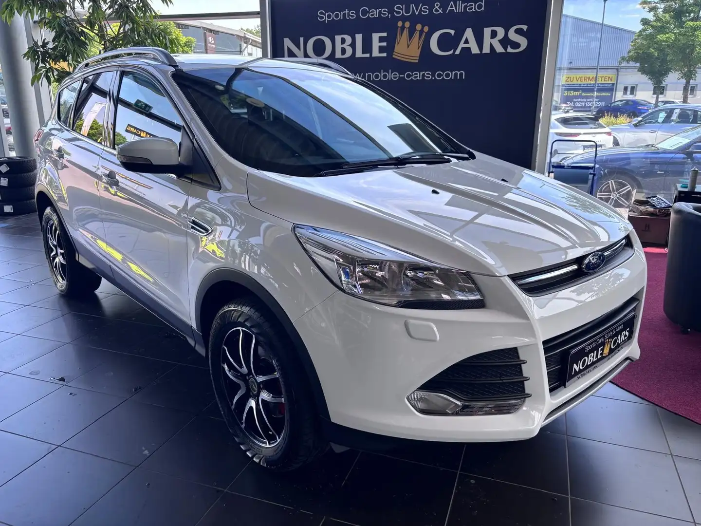 Ford Kuga 1.5 EcoBoost Trend AHK KLIMA Blanc - 1