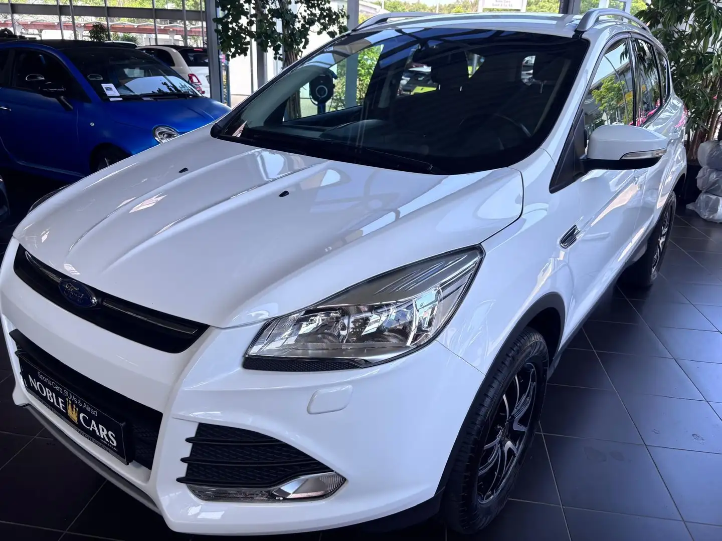 Ford Kuga 1.5 EcoBoost Trend AHK KLIMA Weiß - 2