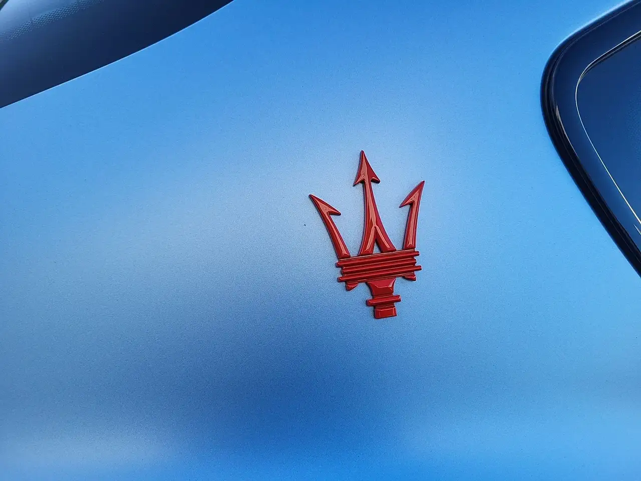 Maserati GranTurismo 2023 — фото 13