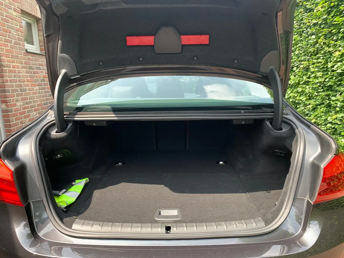 BMW 530 530e performance Zwart - 2
