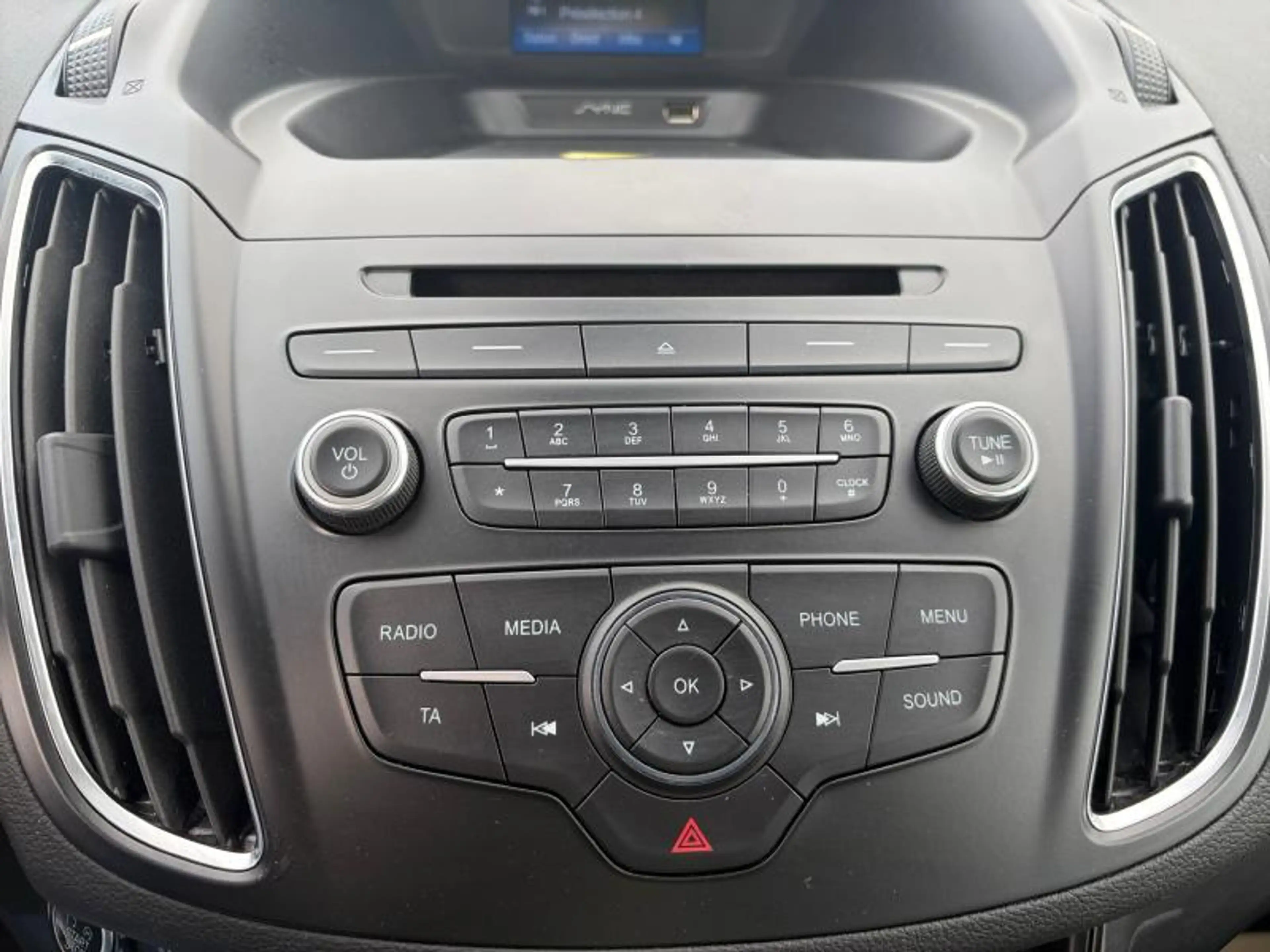 Ford Grand C-Max 1.5i 150cv Automatique Gris 06/18 Airco — photo 13