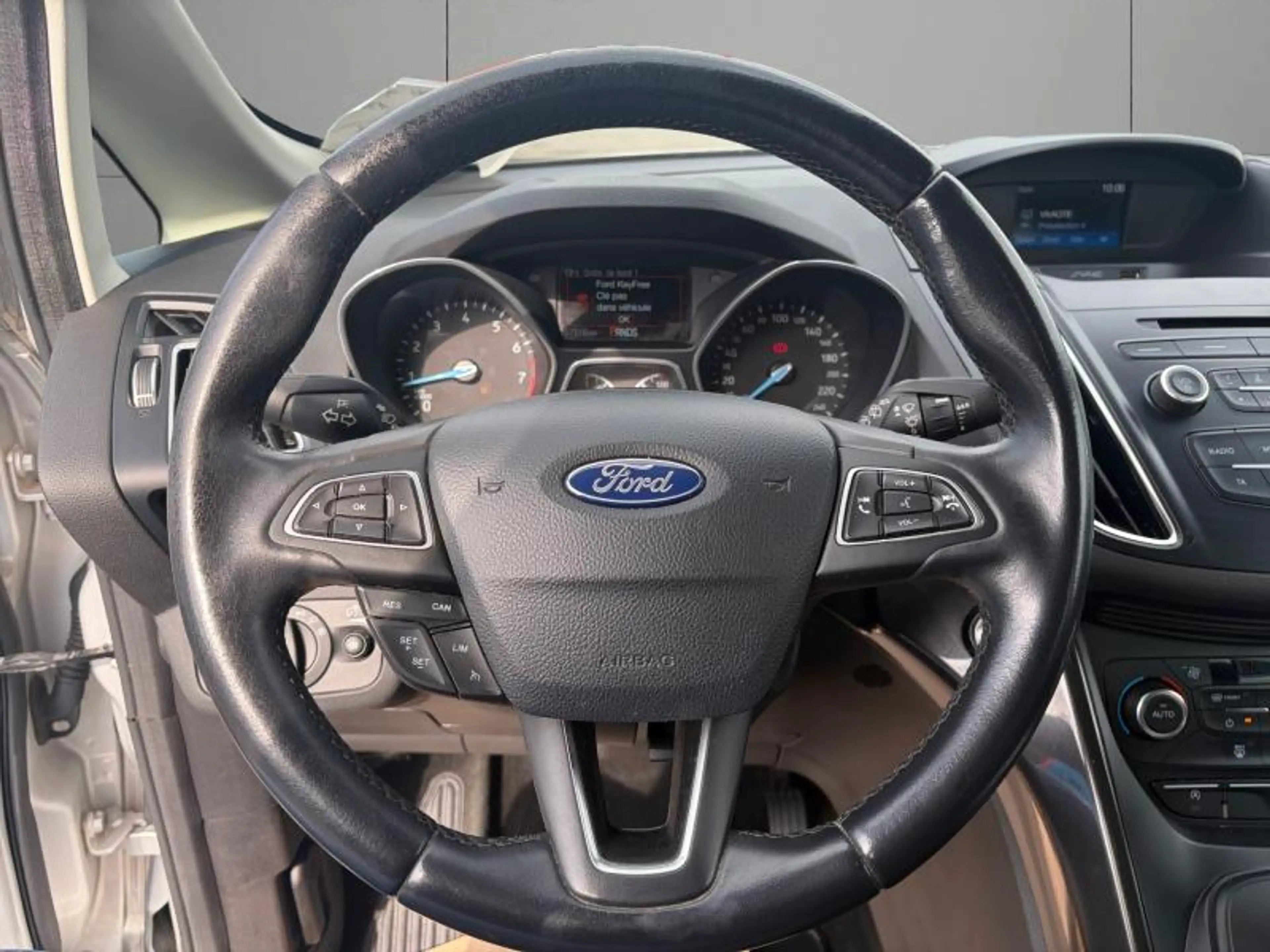 Ford Grand C-Max 1.5i 150cv Automatique Gris 06/18 Airco — photo 12