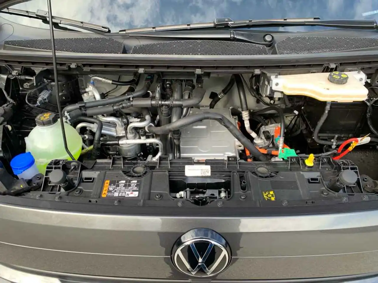 Volkswagen T7 Transporter e-Transporter Kasten HECKKL*AHK*CAM*HOLZB 15