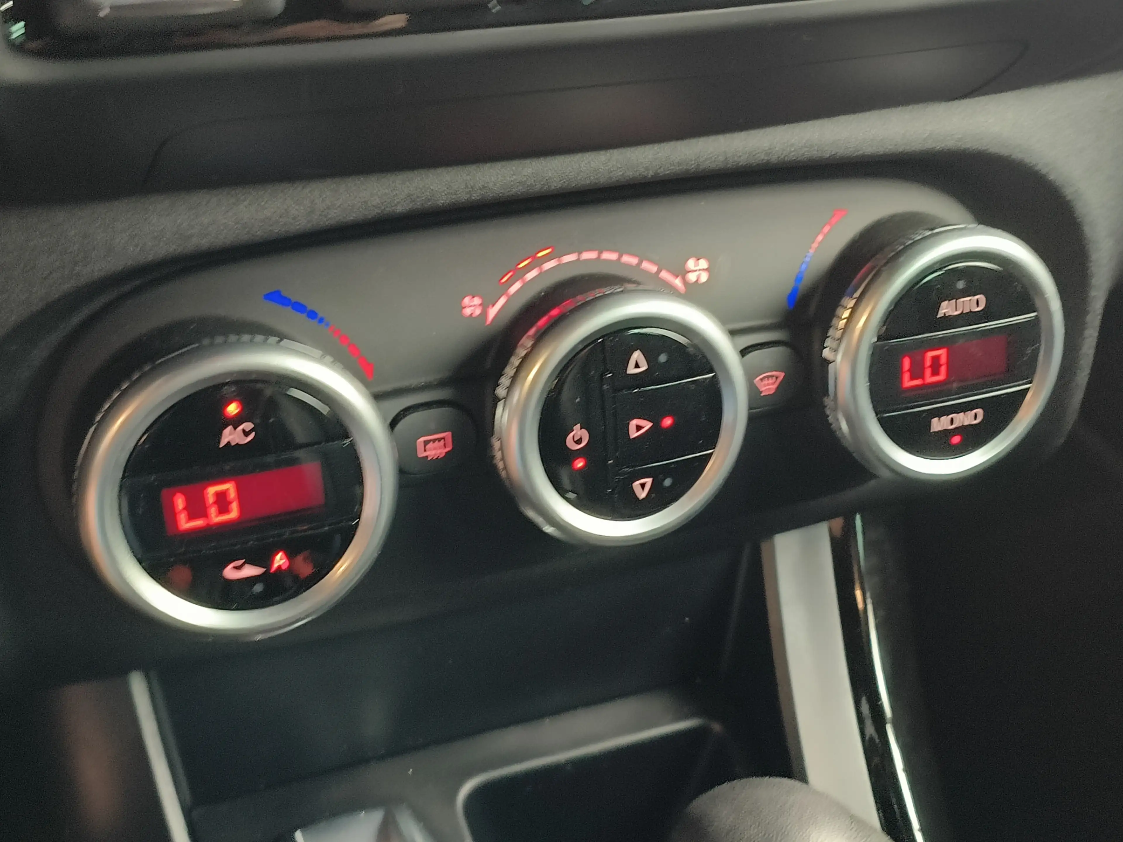 Alfa Romeo Giulietta 1.4 T Business Executive Automaat Rijklaar + 12 ma — photo 7
