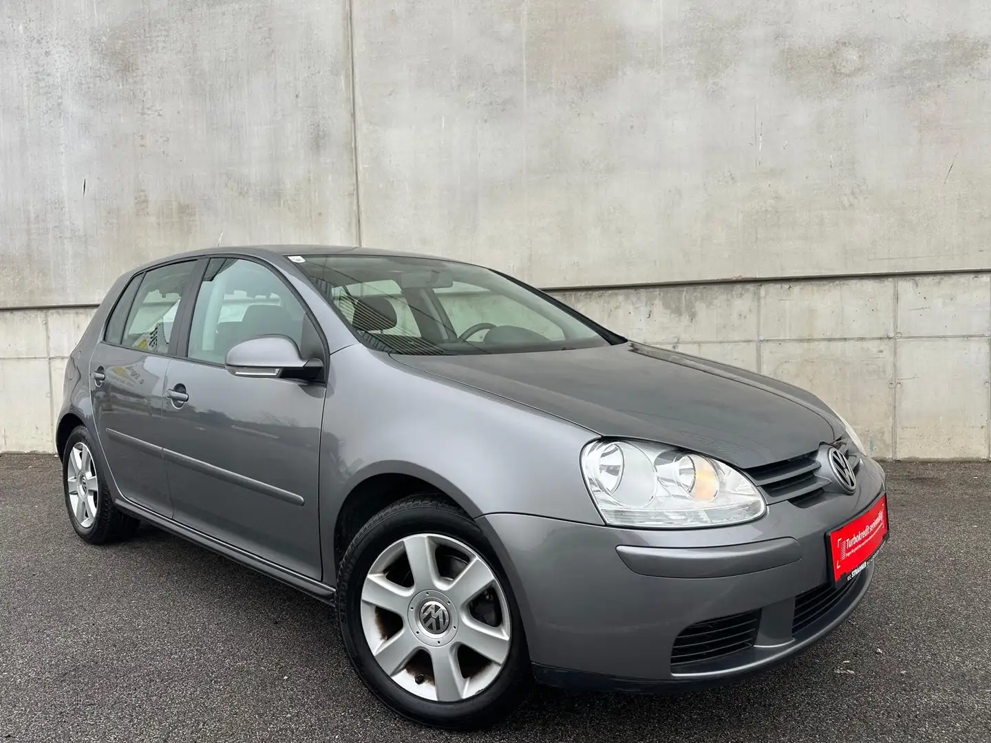 Volkswagen Golf United // NUR 129TKM // ERSTBESITZ // KREDIT // Grau - 1