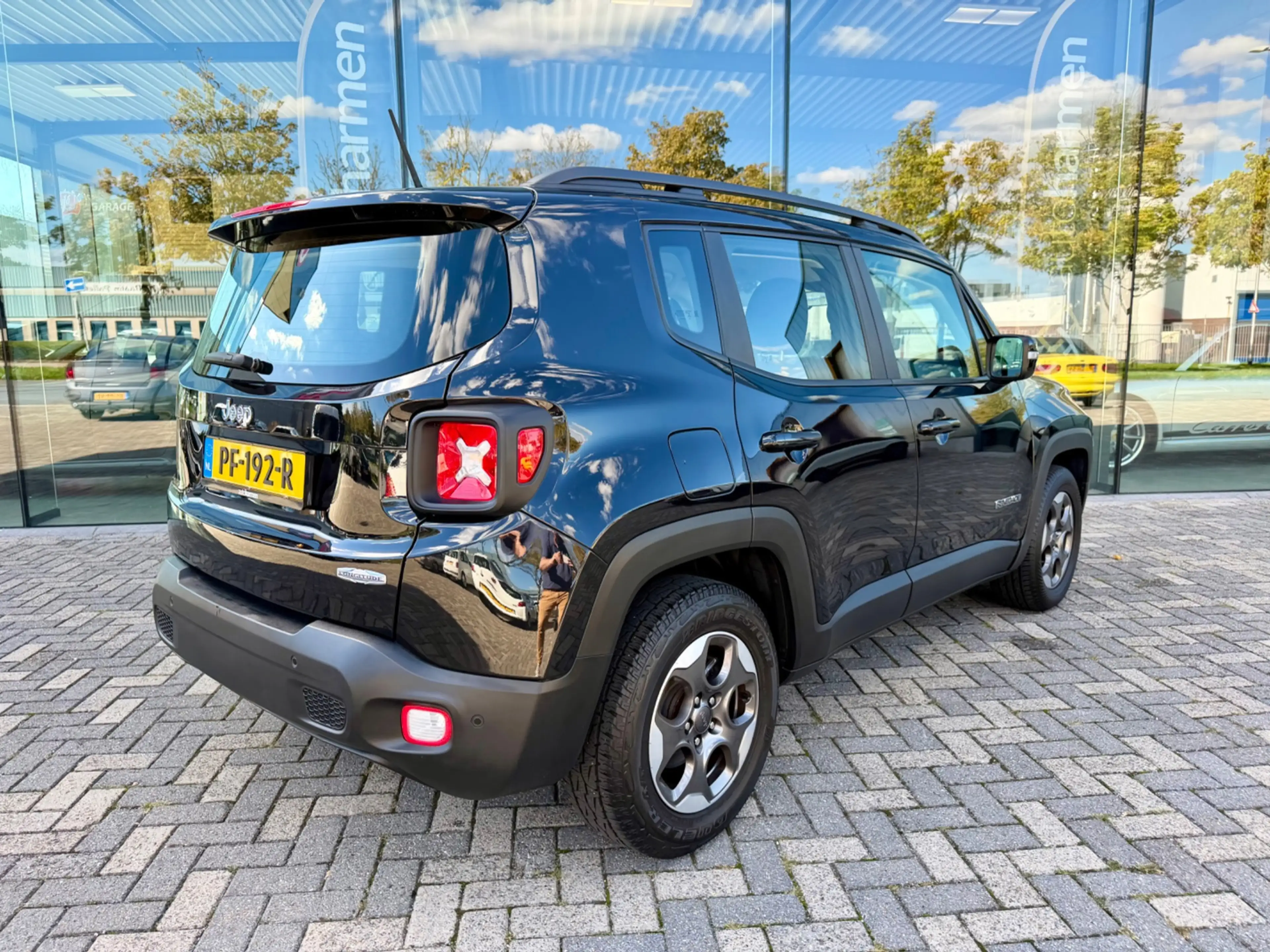 Jeep Renegade 1.4 automaat MultiAir Longitude, NAP, Navi, Cruise — photo 2