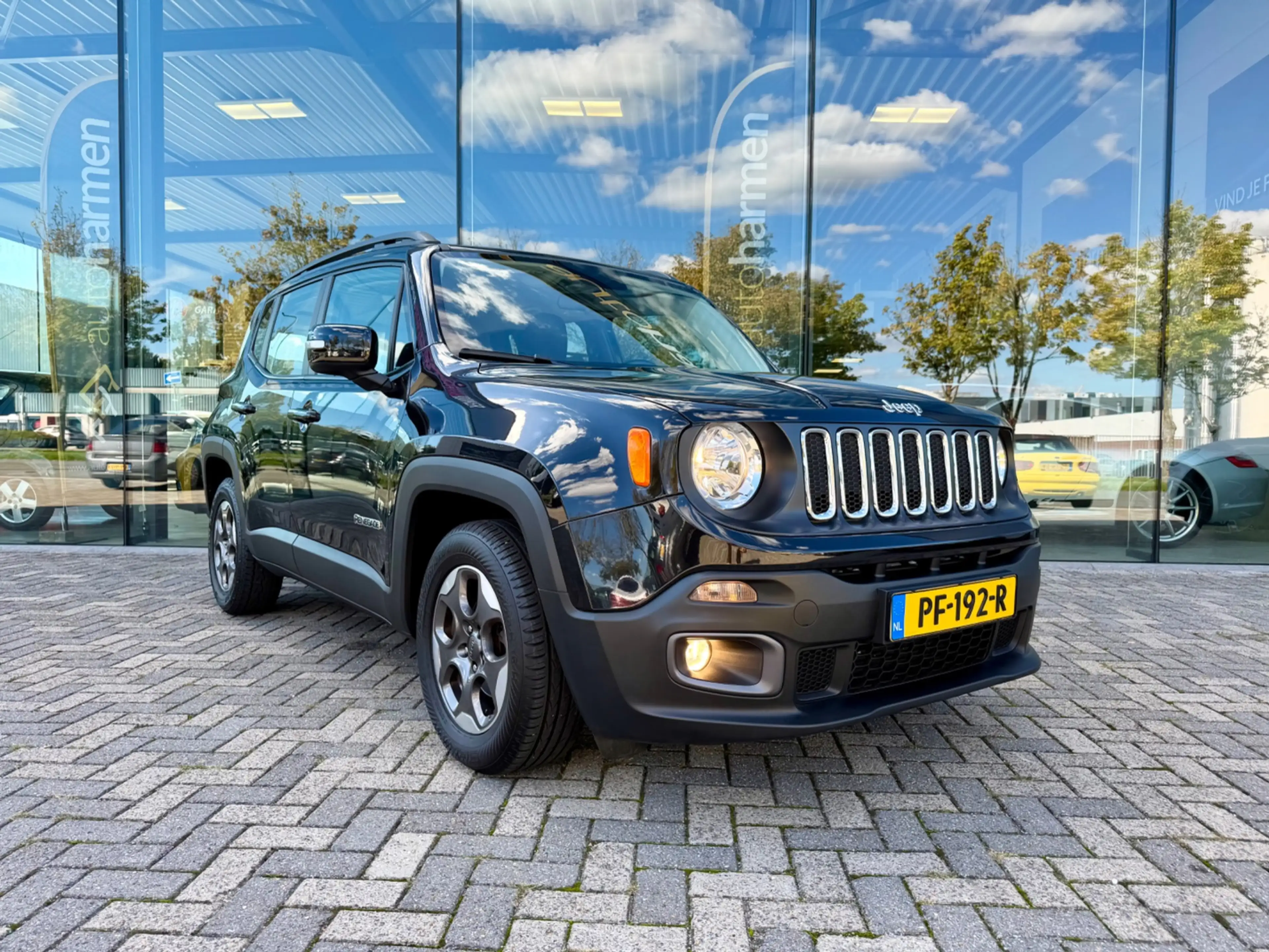 Jeep Renegade 1.4 automaat MultiAir Longitude, NAP, Navi, Cruise — photo 16