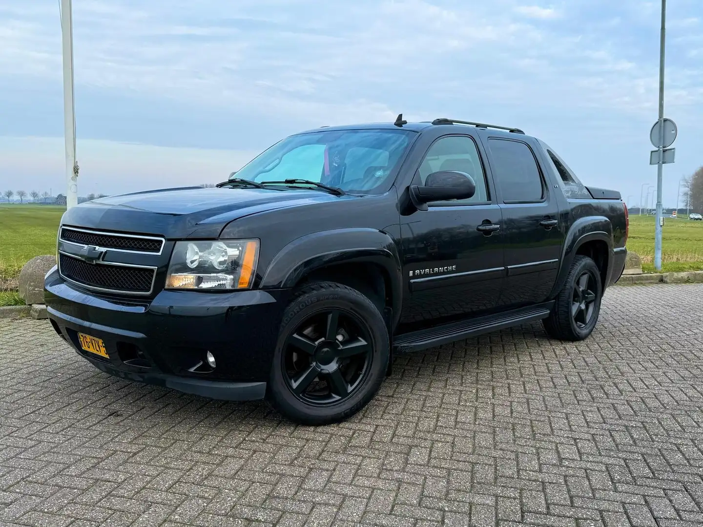 Chevrolet Avalanche Avalanche 5.3 V8 2WD Negru - 2