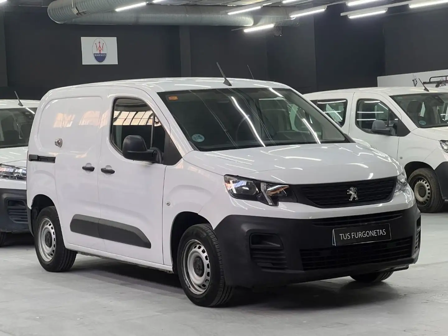 Peugeot Partner 1.5BlueHDI S&S Pro Standard 600kg 100 Blanco - 2
