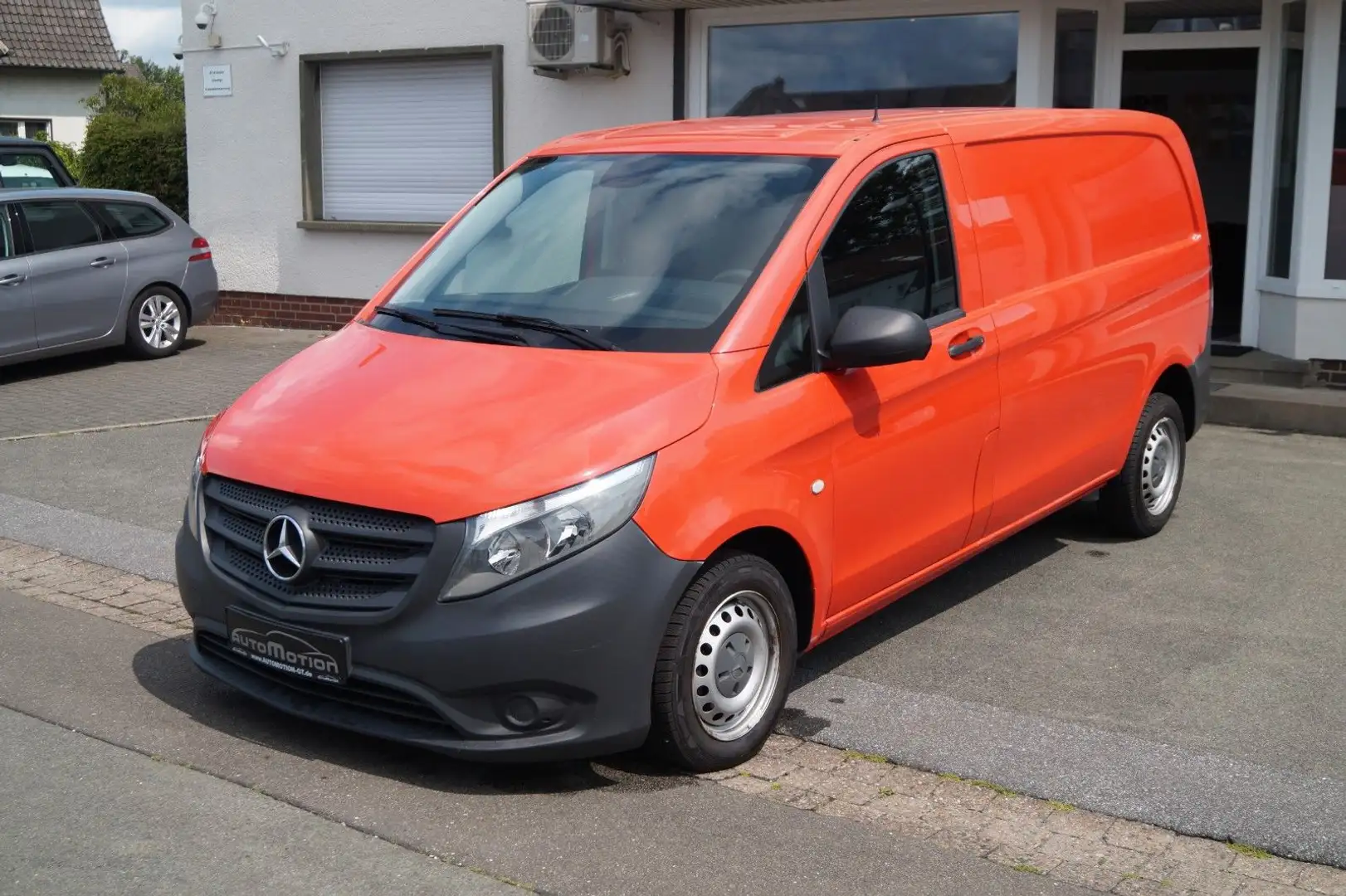 Mercedes-Benz Vito Kasten 111 CDI FWD*Klima*Navi*RFK*1.Hand Rot - 1