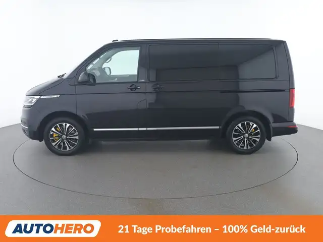 Volkswagen Multivan view 3
