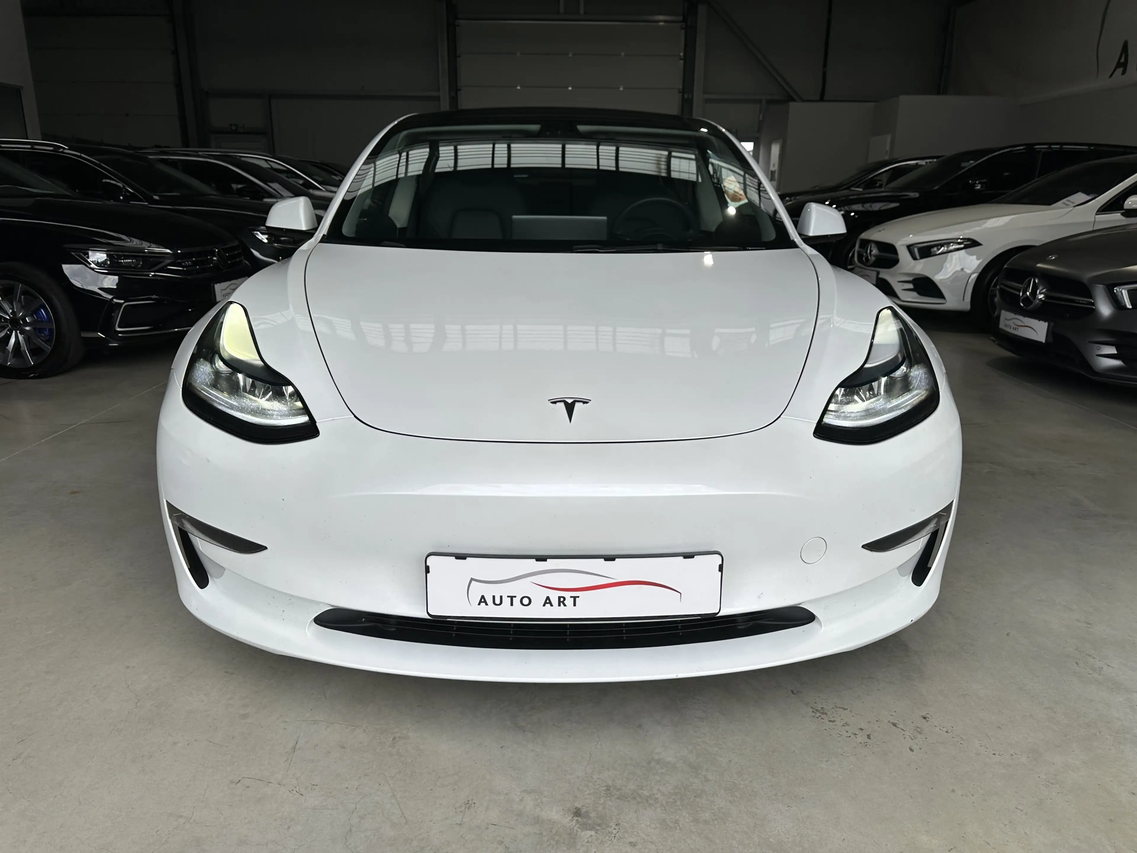 Tesla Model 3 Long Range Dual AWD Wärmepumpe — photo 2