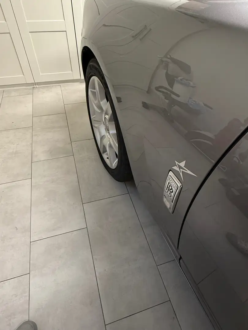 Rolls-Royce Ghost Silver - 1