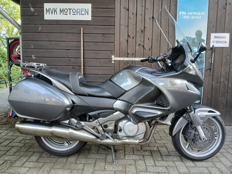 Honda NT 700 V Deauville