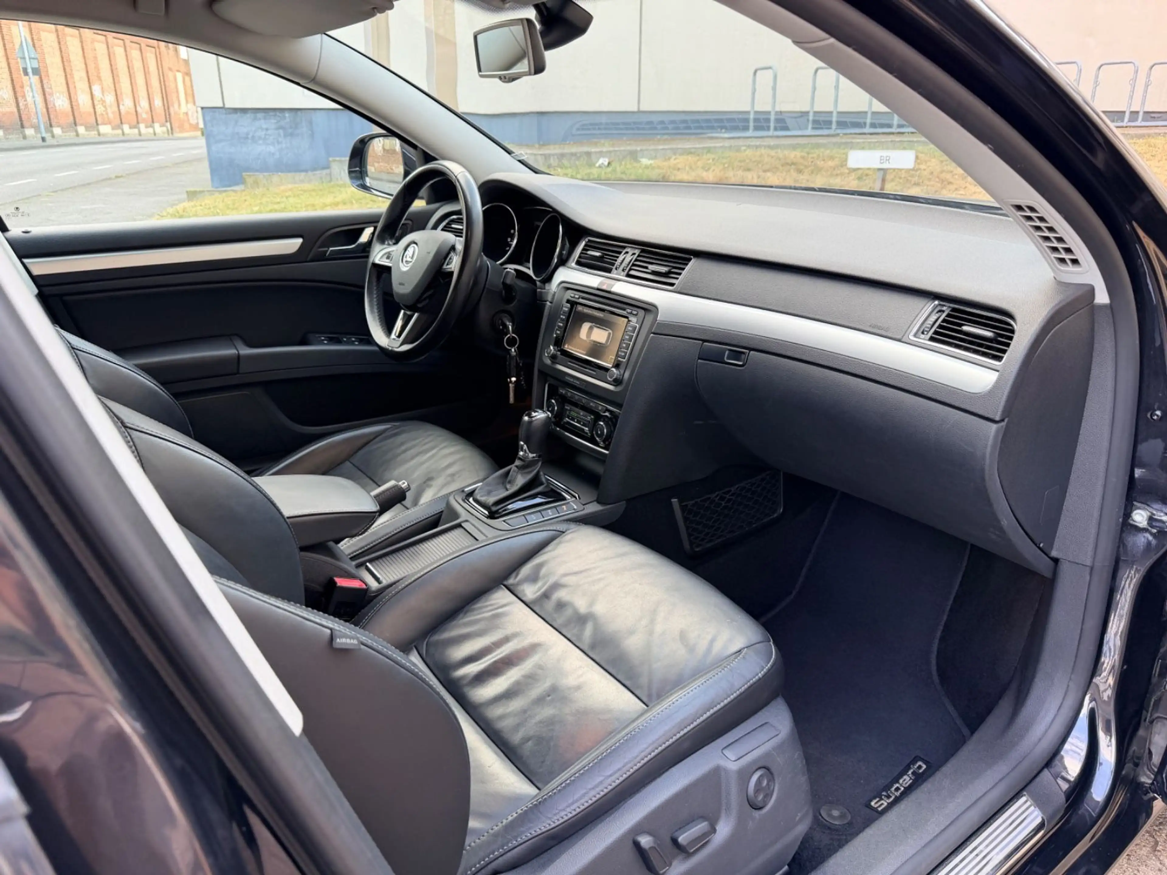 Skoda Superb Combi Elegance 2.0 TDI Leder Xenon Automa — photo 13