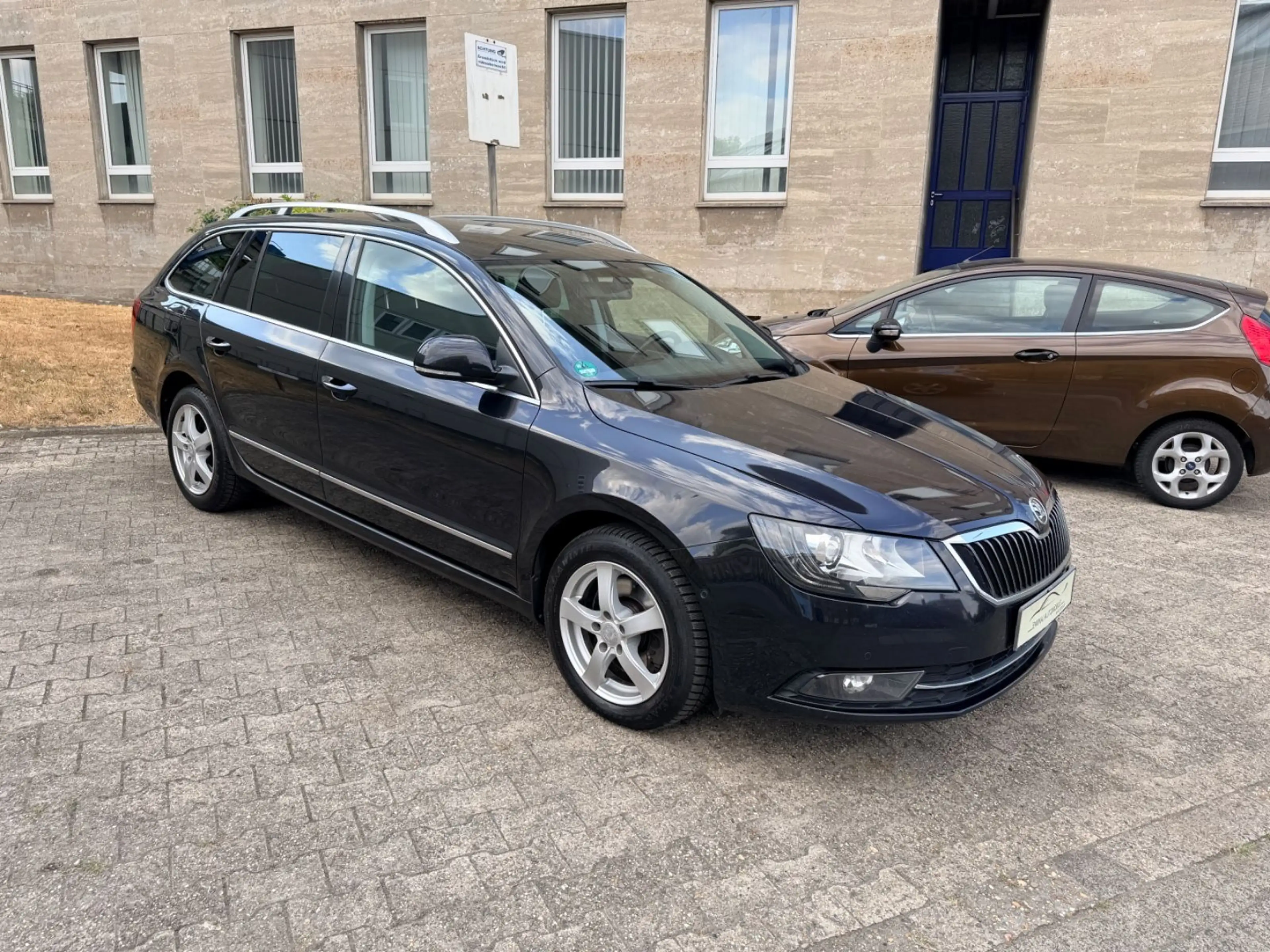Skoda Superb Combi Elegance 2.0 TDI Leder Xenon Automa — photo 11