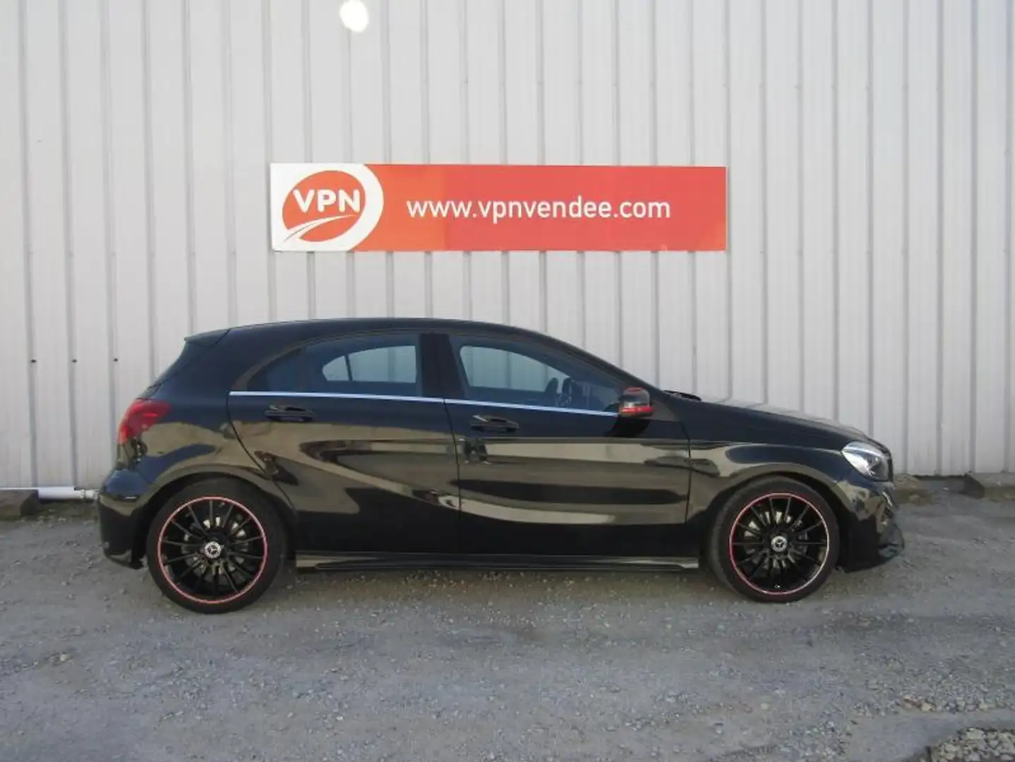 Mercedes-Benz A 200 200 d Fascination 7G-DCT Schwarz - 2
