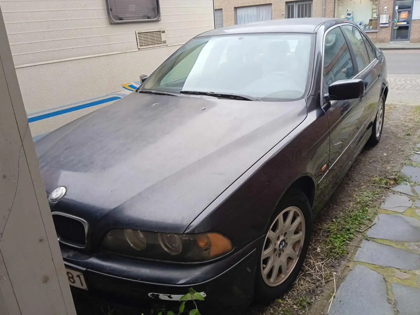 BMW 520 520+d Noir - 1