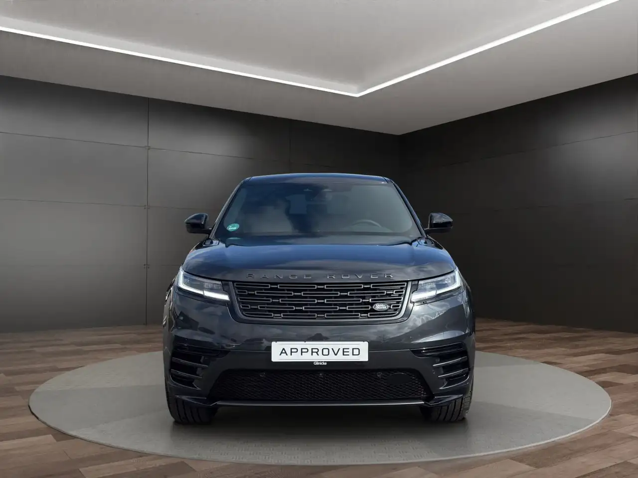 Land Rover Range Rover Velar 2026