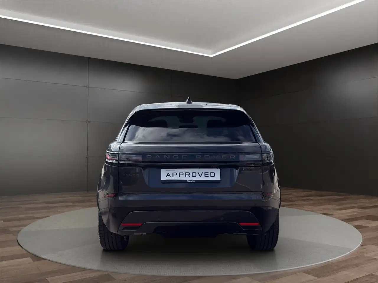 Land Rover Range Rover Velar 2026