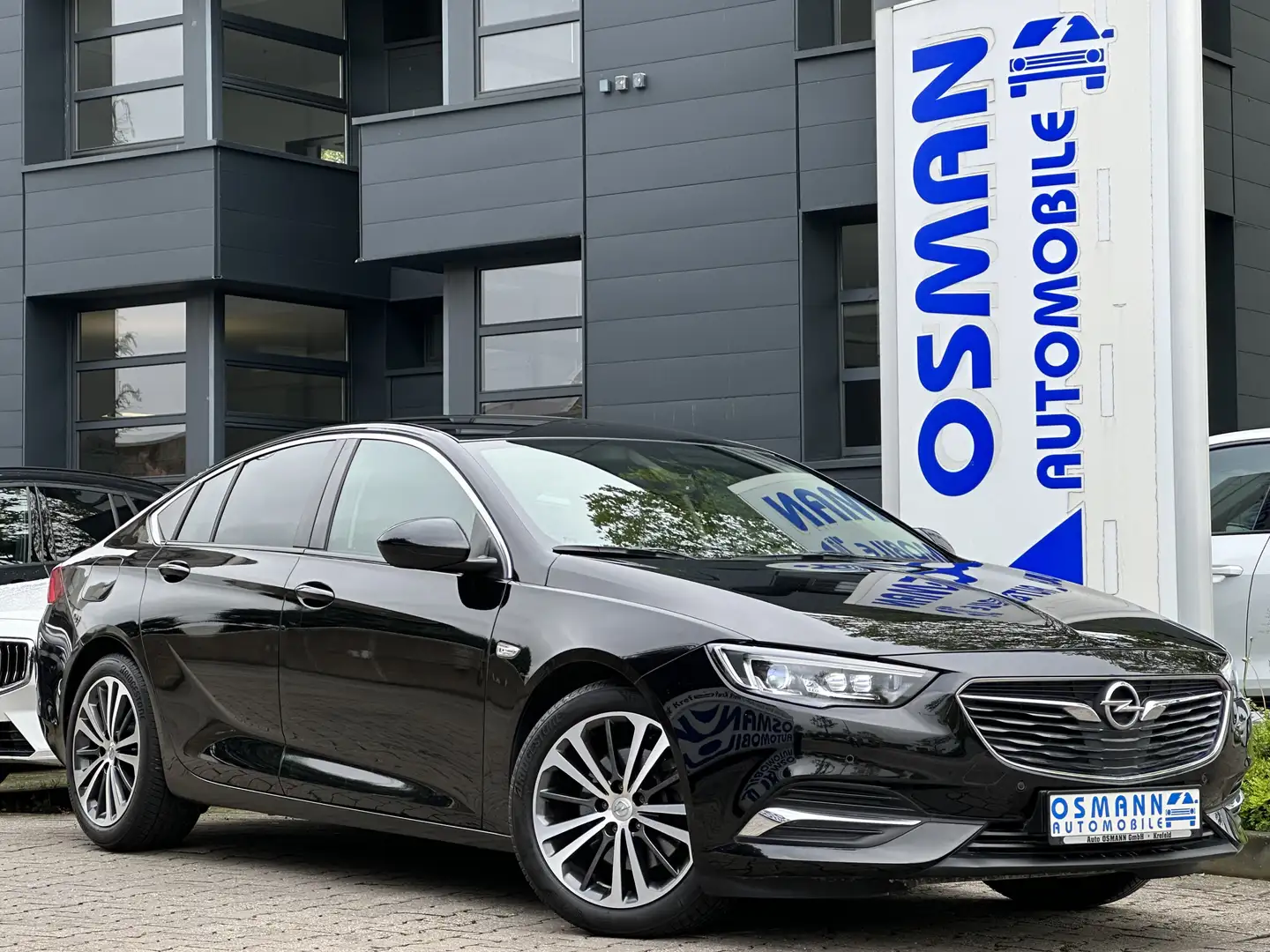 Opel Insignia Grand Sport 2.0 d Business Innovation Noir - 2