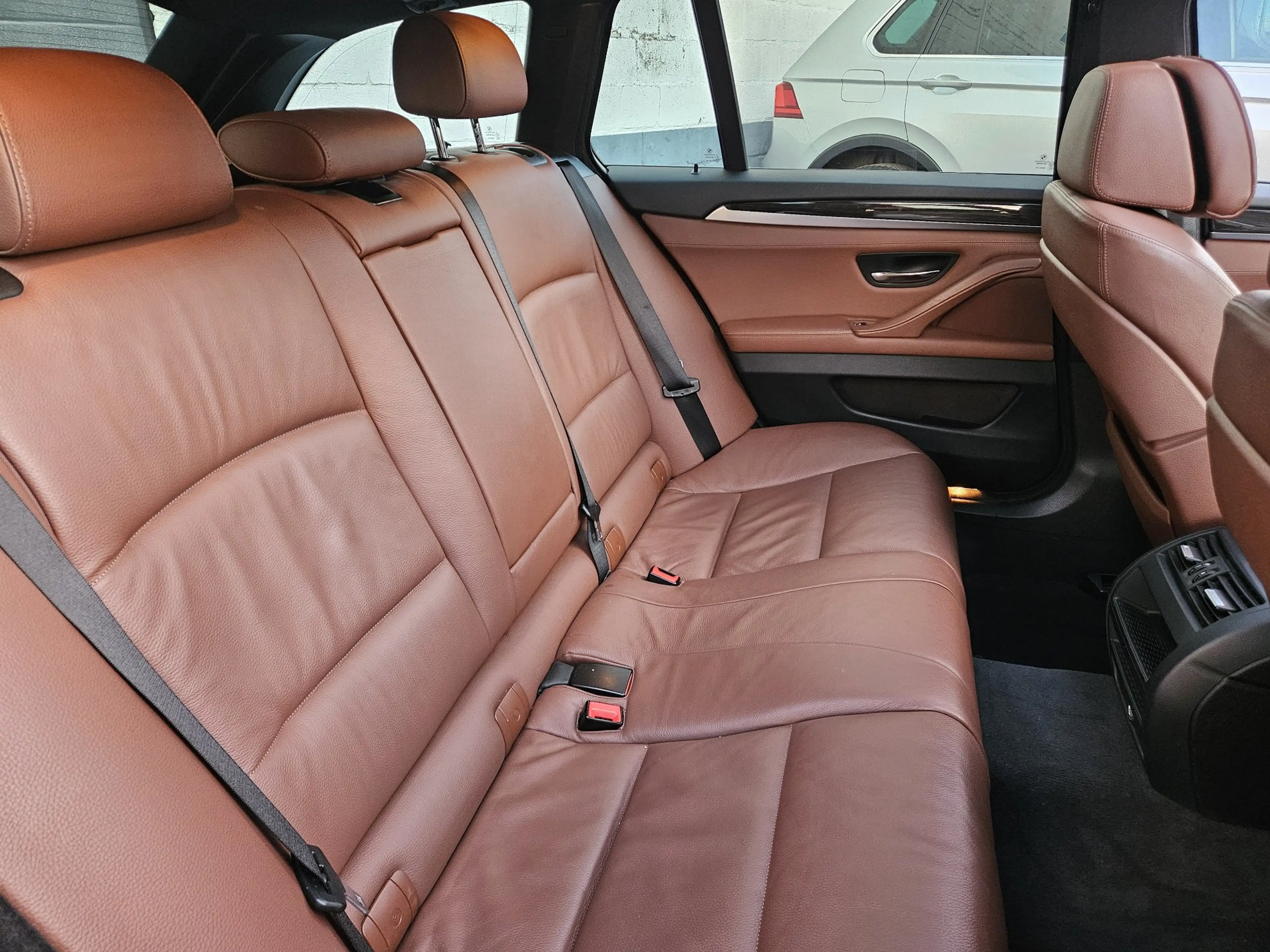 BMW 535 PANO * PACK M * KEYLESS * — photo 9