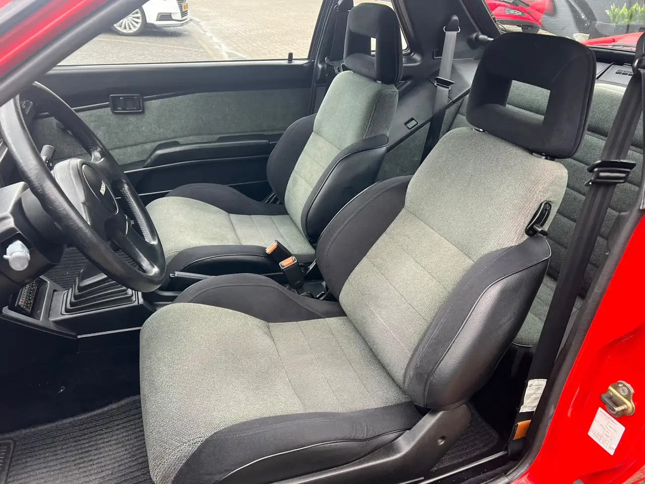 Nissan Sunny 1.6 SLX Coupe nieuwstaat,, foto 8