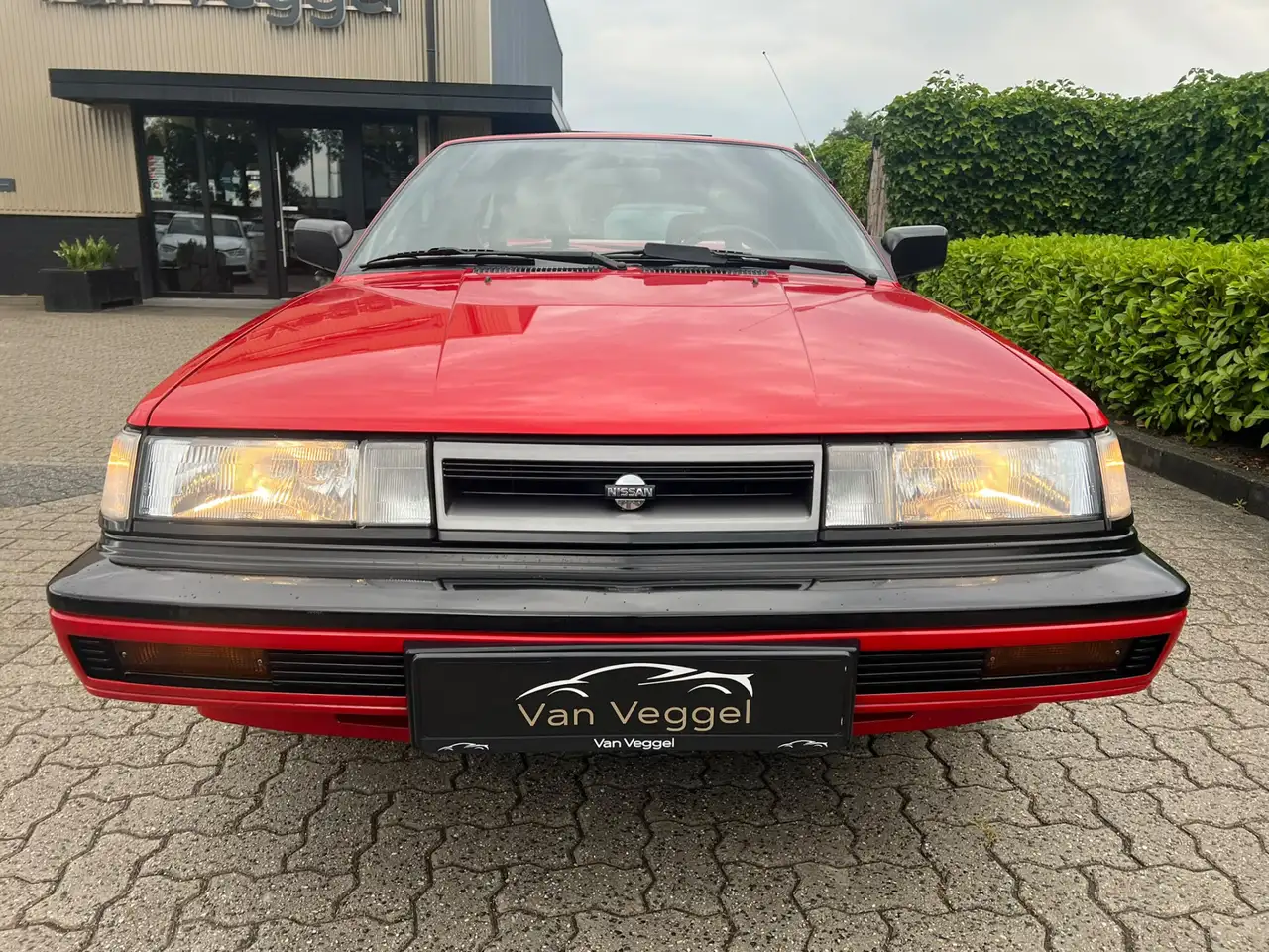 Nissan Sunny 1.6 SLX Coupe nieuwstaat,, foto 9