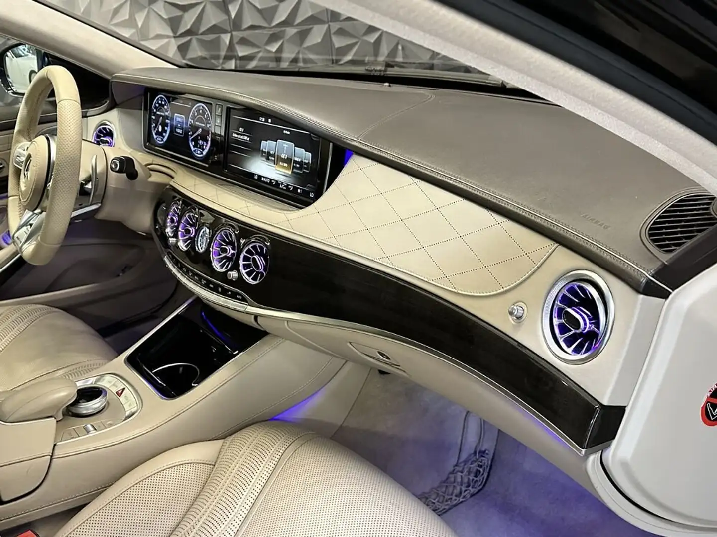 Mercedes-Benz S 63 AMG S 63 AMG 4Matic L (222.178) Schwarz - 2