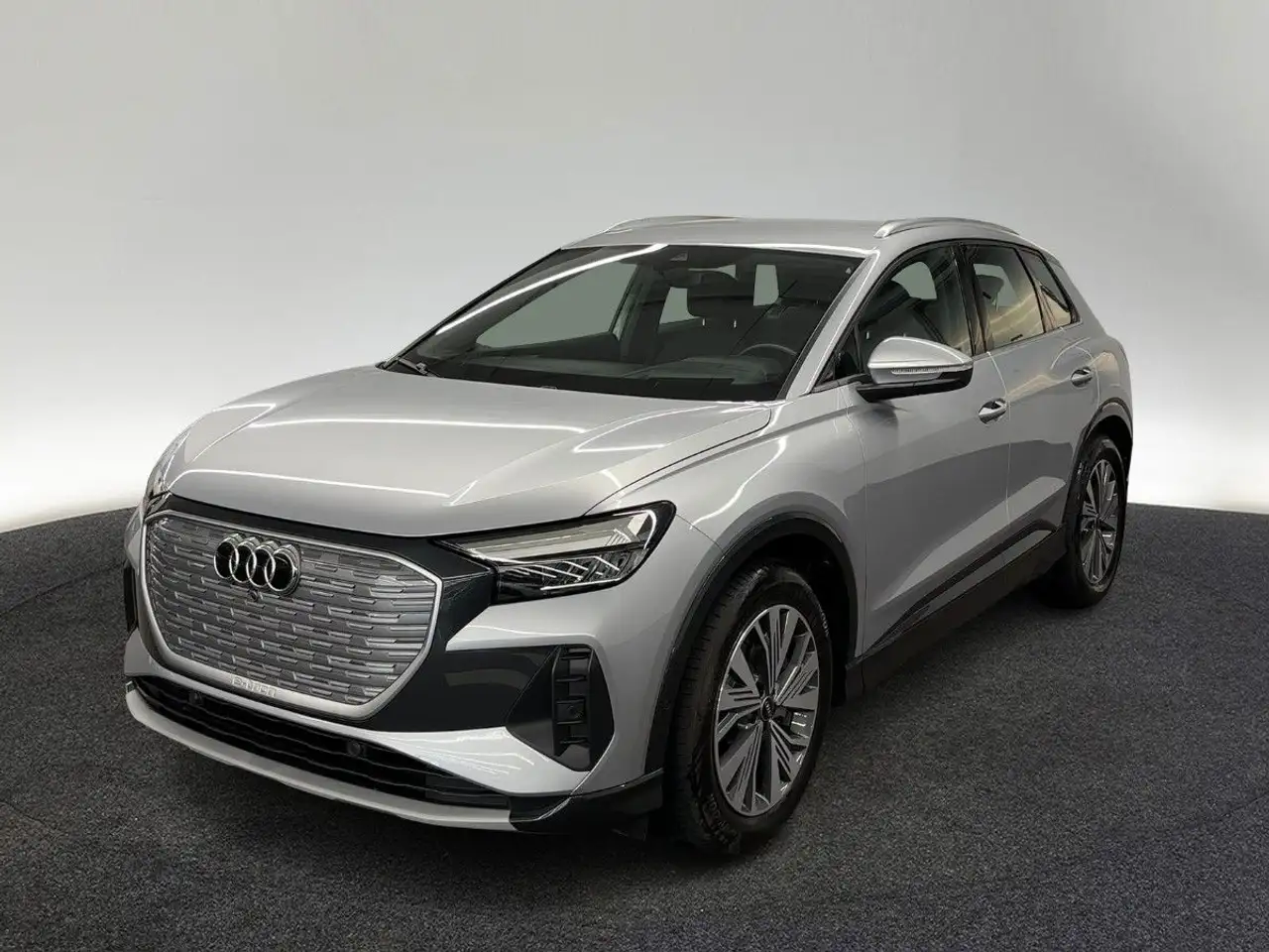 Audi Q4 e-tron 45 qu. AHK LED RFK NAVI HUD VIRTUAL 4