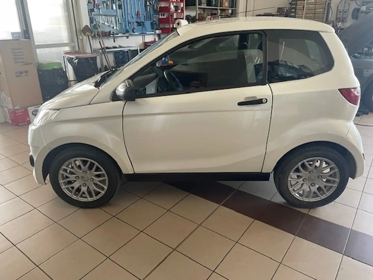 Aixam City E-CITY Bianco - 2