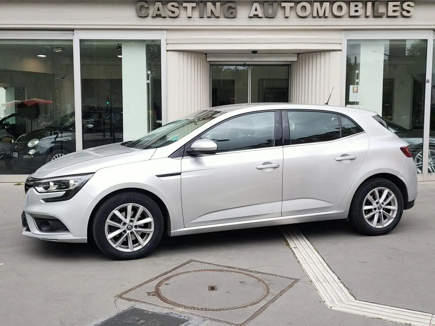Renault Megane 1.2 TCE 130CH ENERGY ZEN Gris - 2