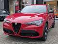 Alfa Romeo Stelvio Competizione Q4 280PS Rood - thumbnail 3
