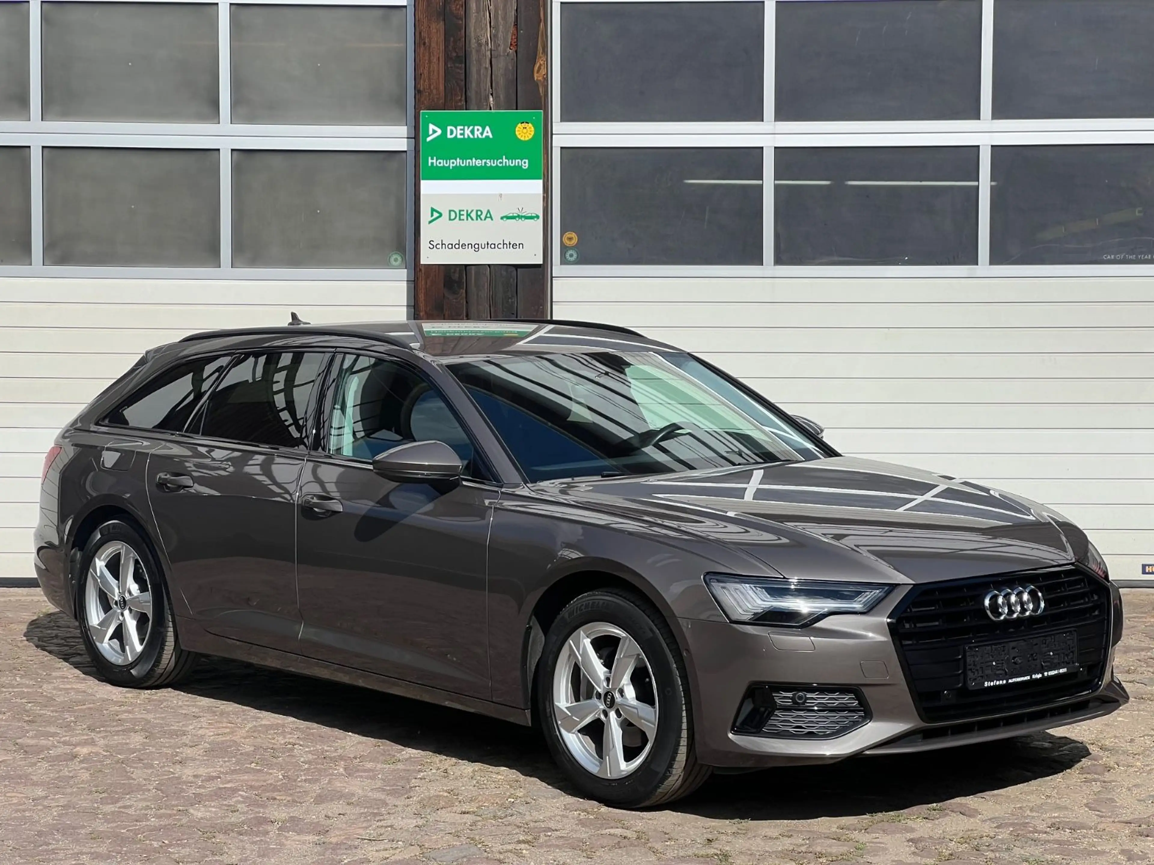 Audi A6 Avant 40 TDI sport * HDMatrix-LED * AHK — photo 3