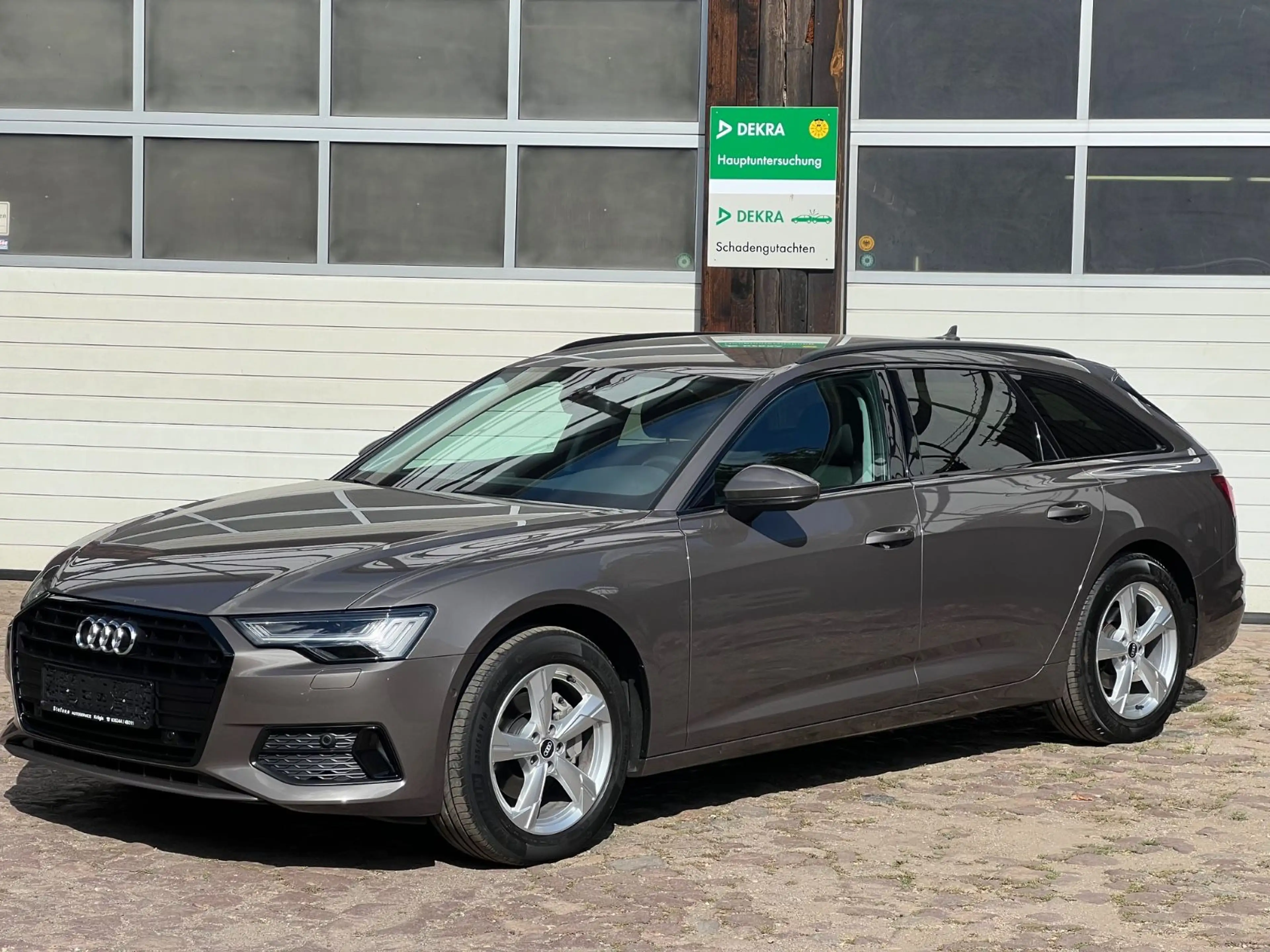 Audi A6 Avant 40 TDI sport * HDMatrix-LED * AHK