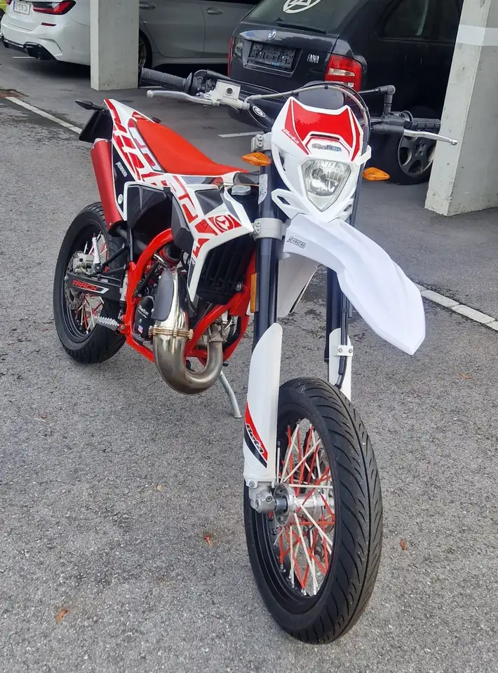 Beta RR 50