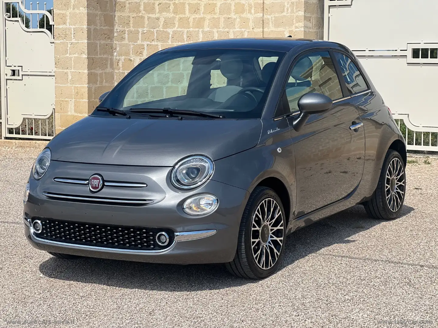 Fiat 500 1.0 Hybrid Dolcevita Gris - 1