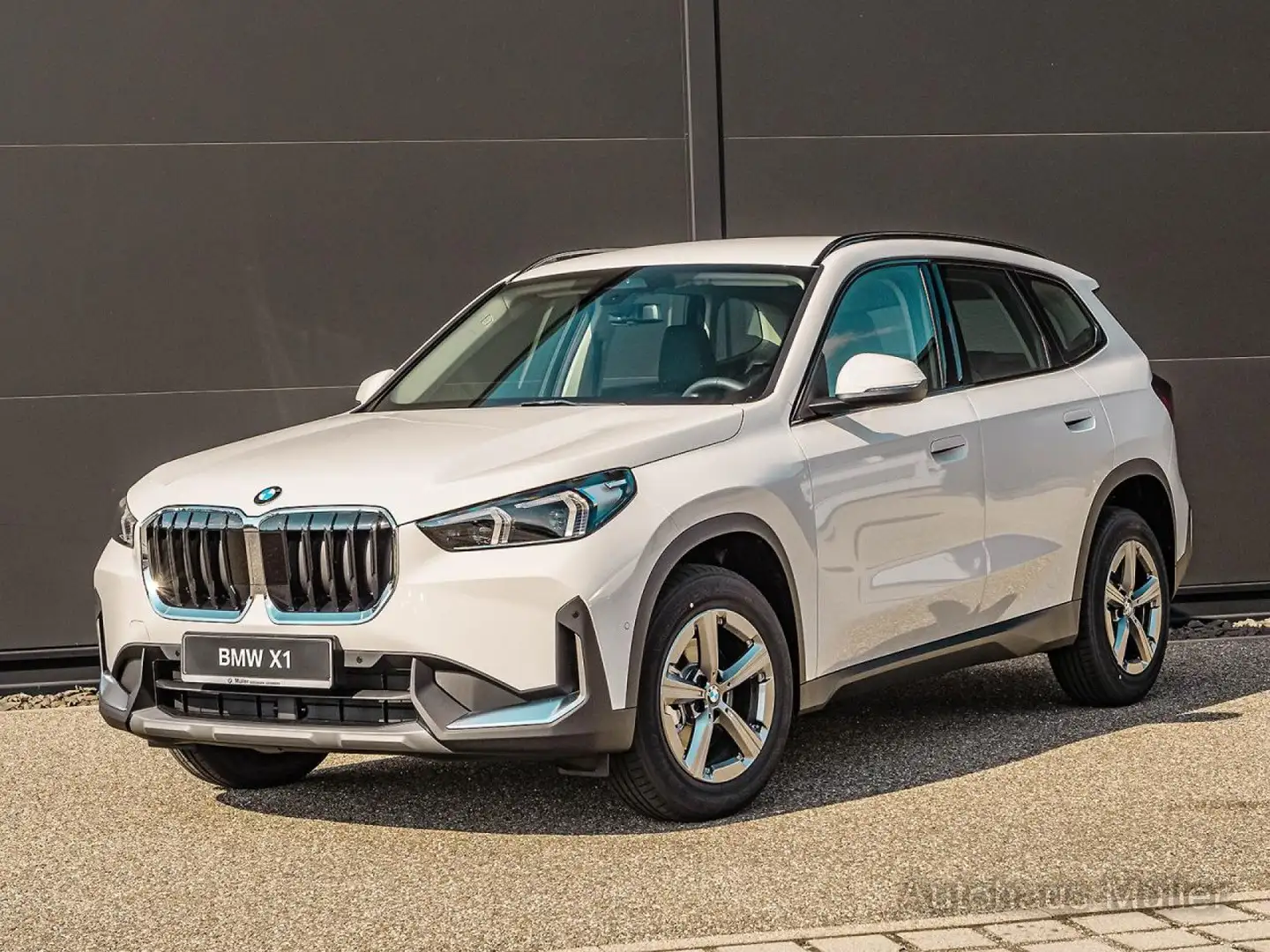 BMW X1 sDrive18i 9.580 Euro Ersparnis! HELLO SUMMER Weiß - 2