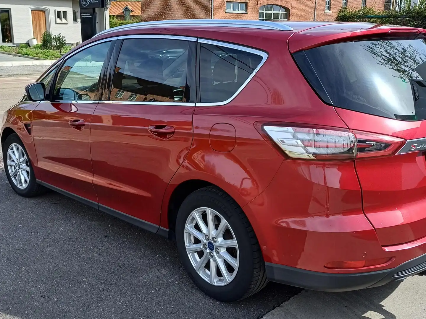 Ford S-Max S-Max 2.0 TDCi Business Rouge - 1